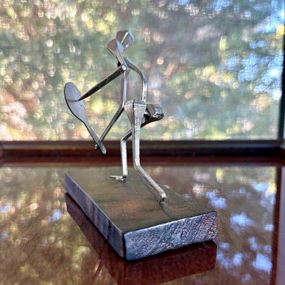 Vintage Brutalist Nail Art Sculpture Tennis Player Metal Figurine, Made in Spain - Picture 8 of 14